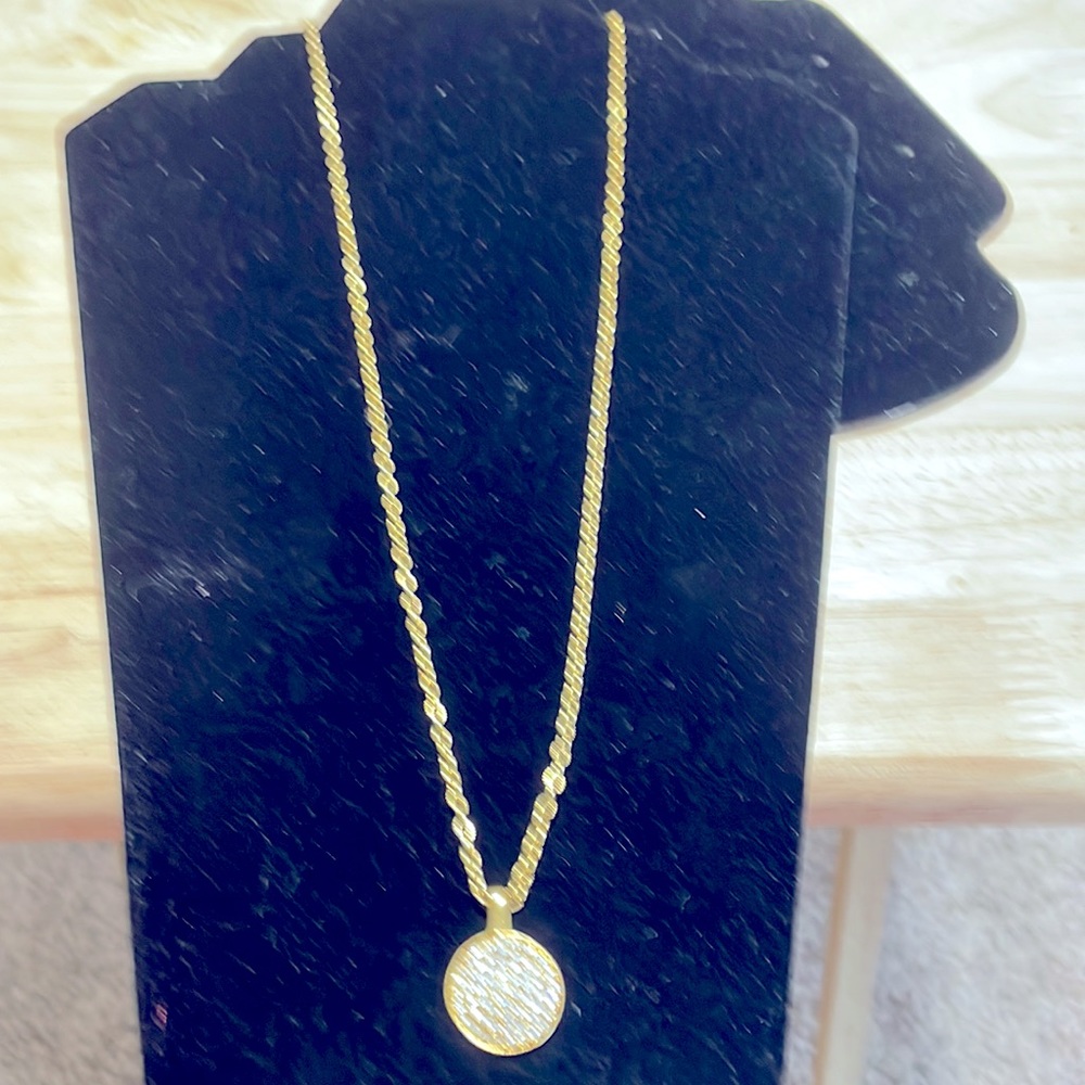 Joan Rivers 12 inch gold necklace